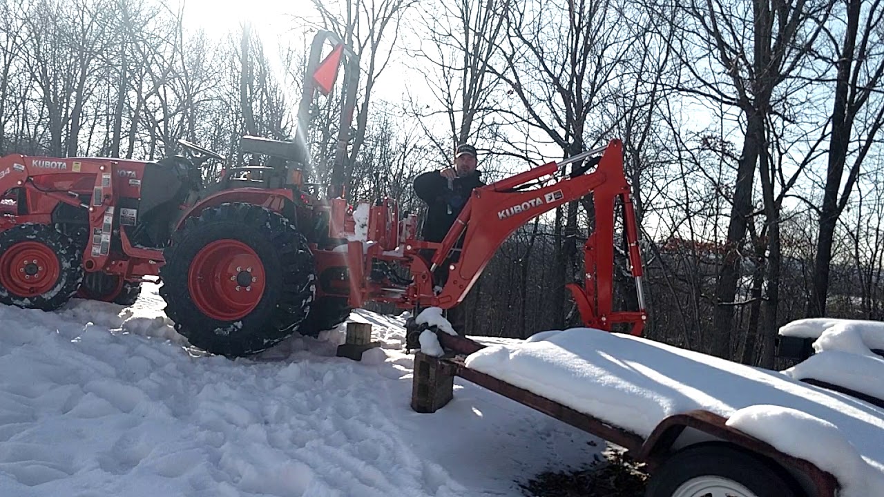 Kubota B2650 Backhoe Installation 4 Minutes. - YouTube