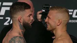 UFC 217: Weigh-in Faceoffs