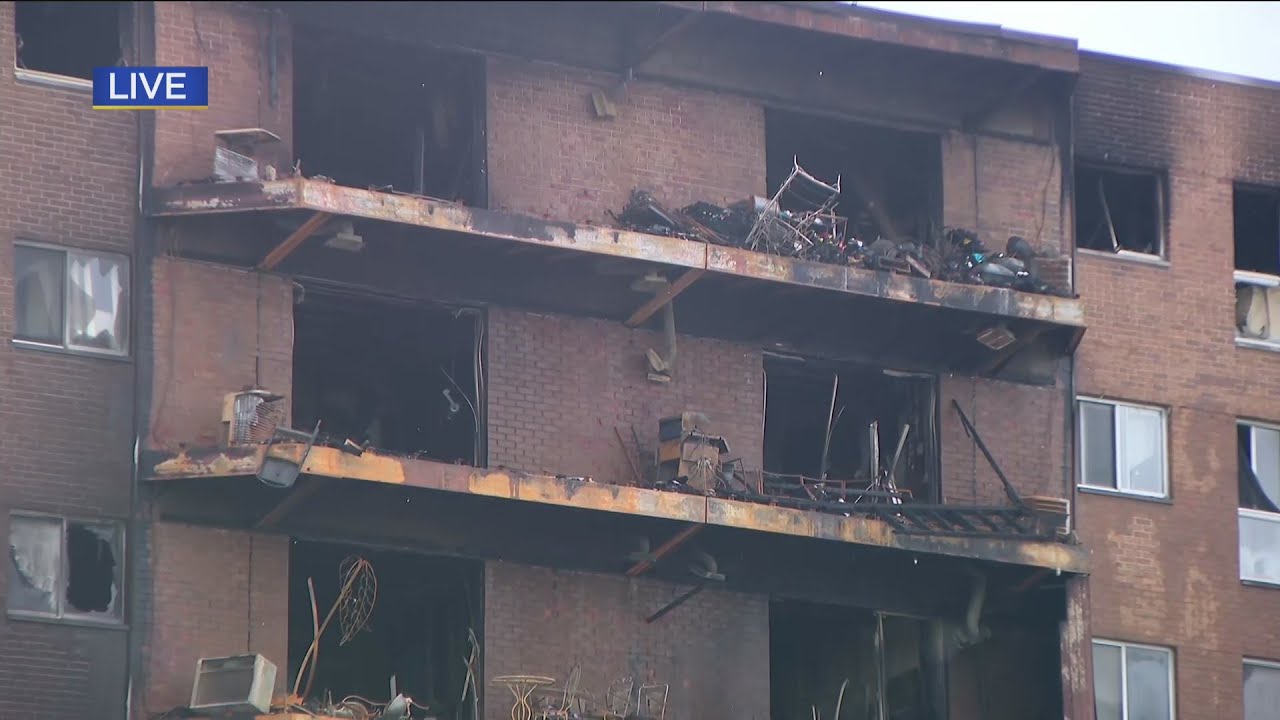 150 Families Left Homeless After Calumet City Condo Building Fire - YouTube