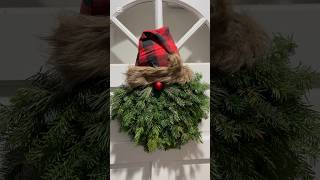 DIY Santa Wreath! Easy, fun, and perfect for your door! #SantaWreath #craftyideas