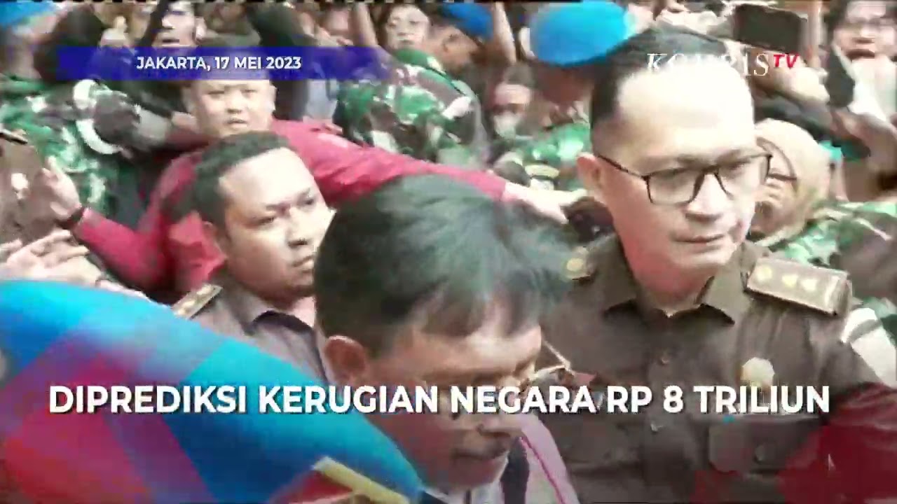 Jokowi Tunjuk Mahfud MD Plt Menkominfo - YouTube