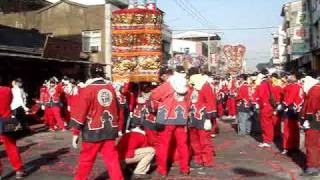 2010 北港 朝天宮 媽祖遶境 四媽轎 吃炮^^