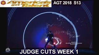 Mochi Diabolo Juggler / Artist  &Video Projection AMAZING America's Got Talent 2018 Judge Cuts 1 AGT