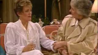 The Golden Girls - Blanche feeling Magenta