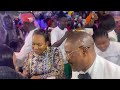 MOMENT SAHEED BALOGUN AND FATHIA BALOGUN SHØCK EVERYONE AS THEY DANCE TOGETHER ON STAGE