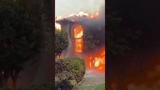 Mountain Fire in California Engulfs Homes