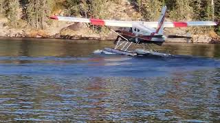 Turbo Beaver on floats taking off!