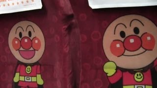 アンパンマン列車オレンジのアンパンマンシートとグリーン席　Anpanman train