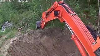 Hitachi Zaxis 50U  digging dirt