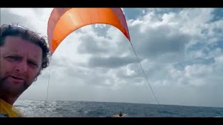 Un kite per navigare dopo aver disalberato