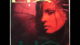 Lia - Constantly