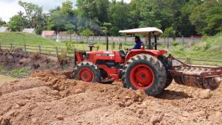 รถไถ KUBOTA M9000 สุดแรง ดันดินกองใหญ่ในพริบตา KUBOTA TRACTOR