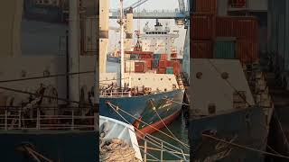 container ship closing hatch