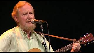 The Banks of the Roses - The Dubliners | 40 Years Reunion: Live from The Gaiety (2003)