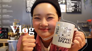 I Wrote Their Names In Korean In My Cafe✍️|Cafe Vlog