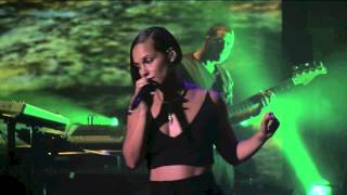 Alicia Keys - You Don't Know My Name (Live at iTunes Festival 2012)