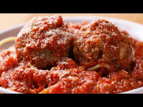 Easy Slow-Cooker Mozzarella-Stuffed Meatballs And Sauce Easy Slow-Cooker Mozzarella-Stuffed Meatballs And Sauce