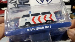 Diecast Cracking: Volkswagen. Bus / Van from Greenlight and Hot Wheels and Collection Overview