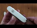 comment remplacer changer améliorer upgrader les plaquettes d un couteau suisse victorinox