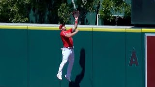 MLB | Mike Trout Casually Robs A Home Run
