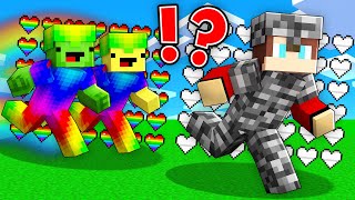 BEDROCK HEALTH Speedrunner vs RAINBOW HEALTH Hunters : JJ vs Mikey, Banana Kid in Minecraft Maizen!