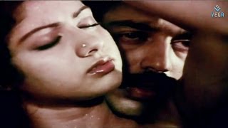 Sridevi Romantic Scenes || Sridevi Special