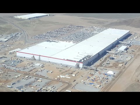 Official Opening And Detailed Tour Of TESLA Gigafactory - YouTube