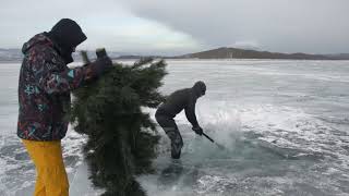 Top News  - Çmenduri dimërore në Rusi... / Zhytje në ujin e acartë, temperatura -60 gradë celcius