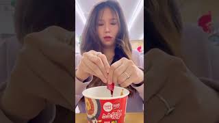 first time eating korean buldak spicy spam rice bowl?! 🥵 a $3 meal at korean convenience store 🇰🇷