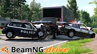 Cruzando Marcha e Fugindo a Polícia com o Caminhão Novo - BeamNG.drive