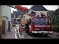 scheunenbrand droht auf wohnhaus überzugreifen