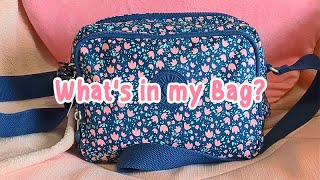 What's in my Bag? Kipling Silen Crossbody - Petite Petals