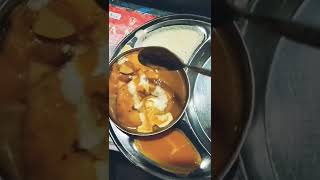 Meduvada #meduvada #chatoraaku #foodie #hindi #shorts #shortsvideo #foodvlog #youtubeshorts