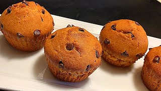 ரொம்ப சுலபமாக செய்ய கூடிய சுவையான  சாக்லேட் கப்கேக் || Choco Chip Cup Cake || Easy Choco Cup Cake