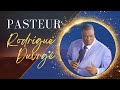 Pasteur Rodrigue Duverger, Koman yon pasteur fè aksepte marié yon vivan ak yon mò.