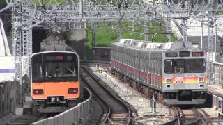 東急9000系と東武50050系(東急田園都市線溝の口駅)