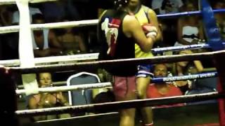 Dalia's fight 25 08 12 @ Petchbuncha Stadium Koh Samui