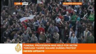 Protesters hold funeral procession in Cairo