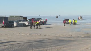 Numerous stranded ice fishers rescued by officials in southern Door County