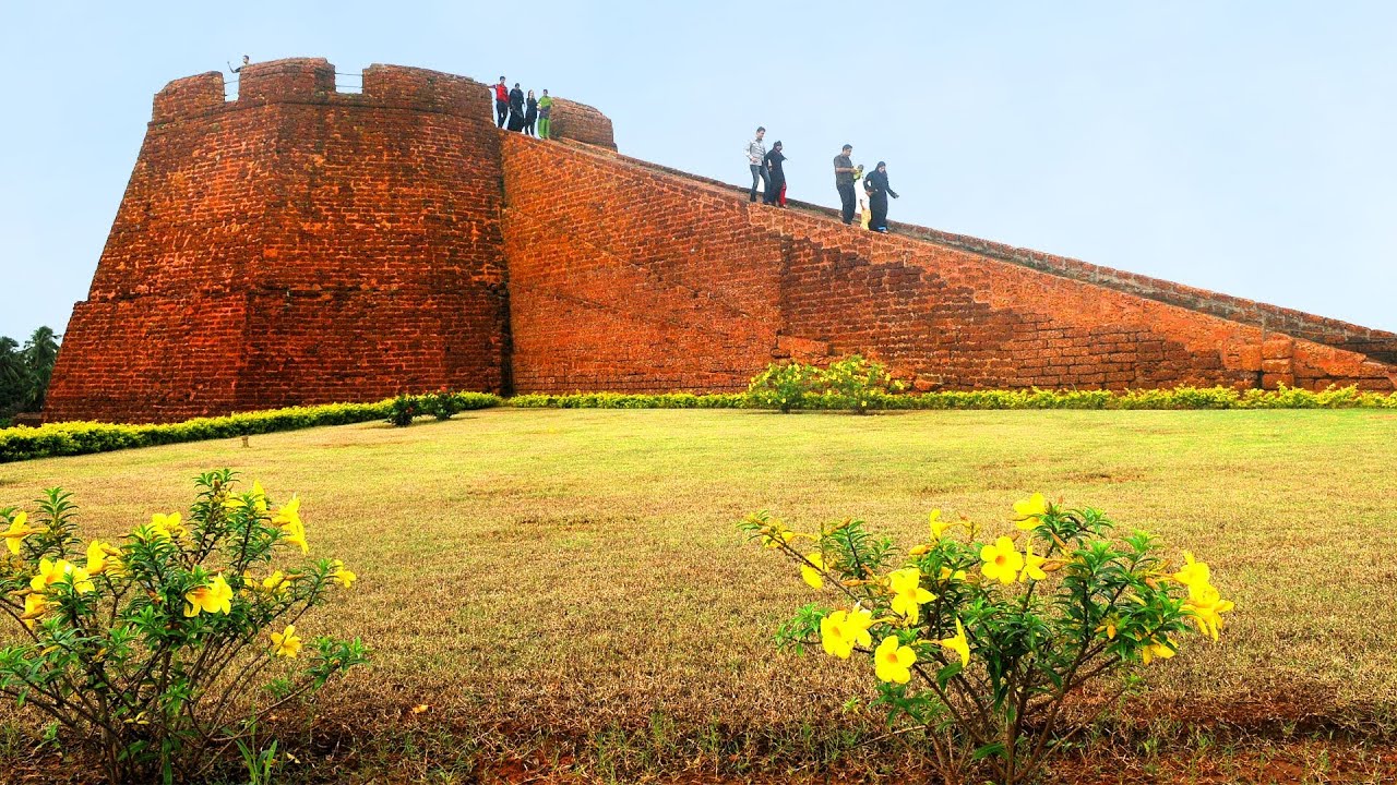 Bekal Fort At Kasaragod: A Well-preserved Fort On The Malabar Coast Of ...