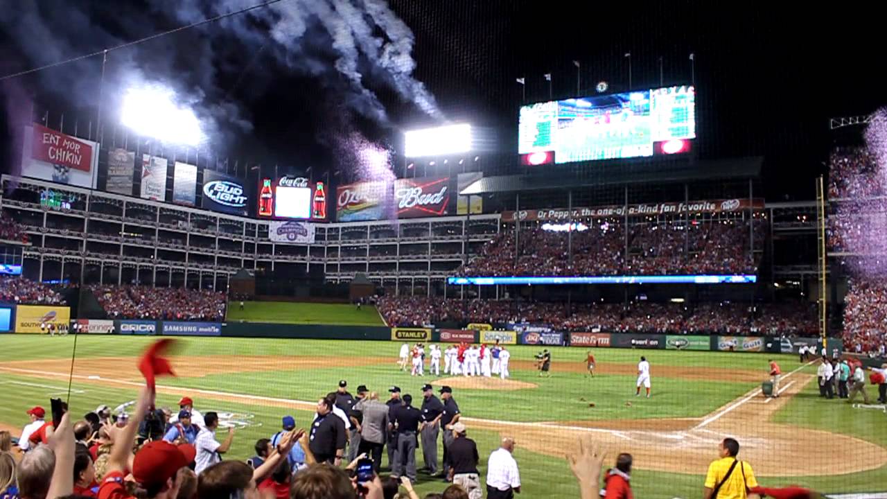 Final Out Celebration Rangers Win 2011 Alcs Youtube
