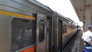 3524次區間車佳冬站停車(1組DR2900行駛)