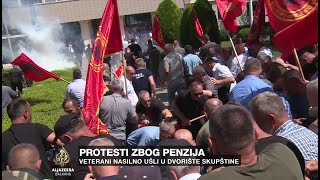 Sukob policije i veterana pred Skupštinom Kosova