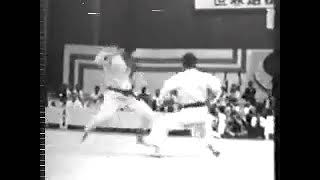 Hirokazu Kanazawa vs Keinosuke Enoeda Sensei old footage. Shotokan Karate Demo.