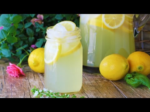 How to Make Homemade Lemonade Using Real Lemons How to Make Homemade Lemonade Using Real Lemons