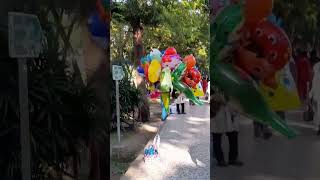 BUANYAK SEKALI BALON KARAKTERNYA