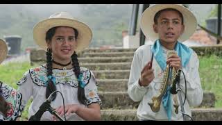 Muestra folclórica de Herencias de Mi Tierra