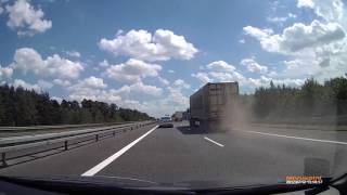 Wybuch opony w tirze, autostrada A4 w kierunku Katowic, 12.07.2017