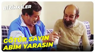 Cemil Bedava Gelen Yılbaşı Sepetini Beğenmiyor - Bizimkiler 67.Bölüm