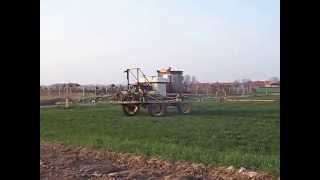 Opryskiwacz samojezdny Agribuggy 3D - Frazier 900l 15m